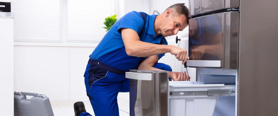 Buzdolabınızın Kapak Sorunları: 6 Yaygın Neden ve Çözüm Yolları Buzdolabımın Kapağı Neden Kapanmıyor? 
