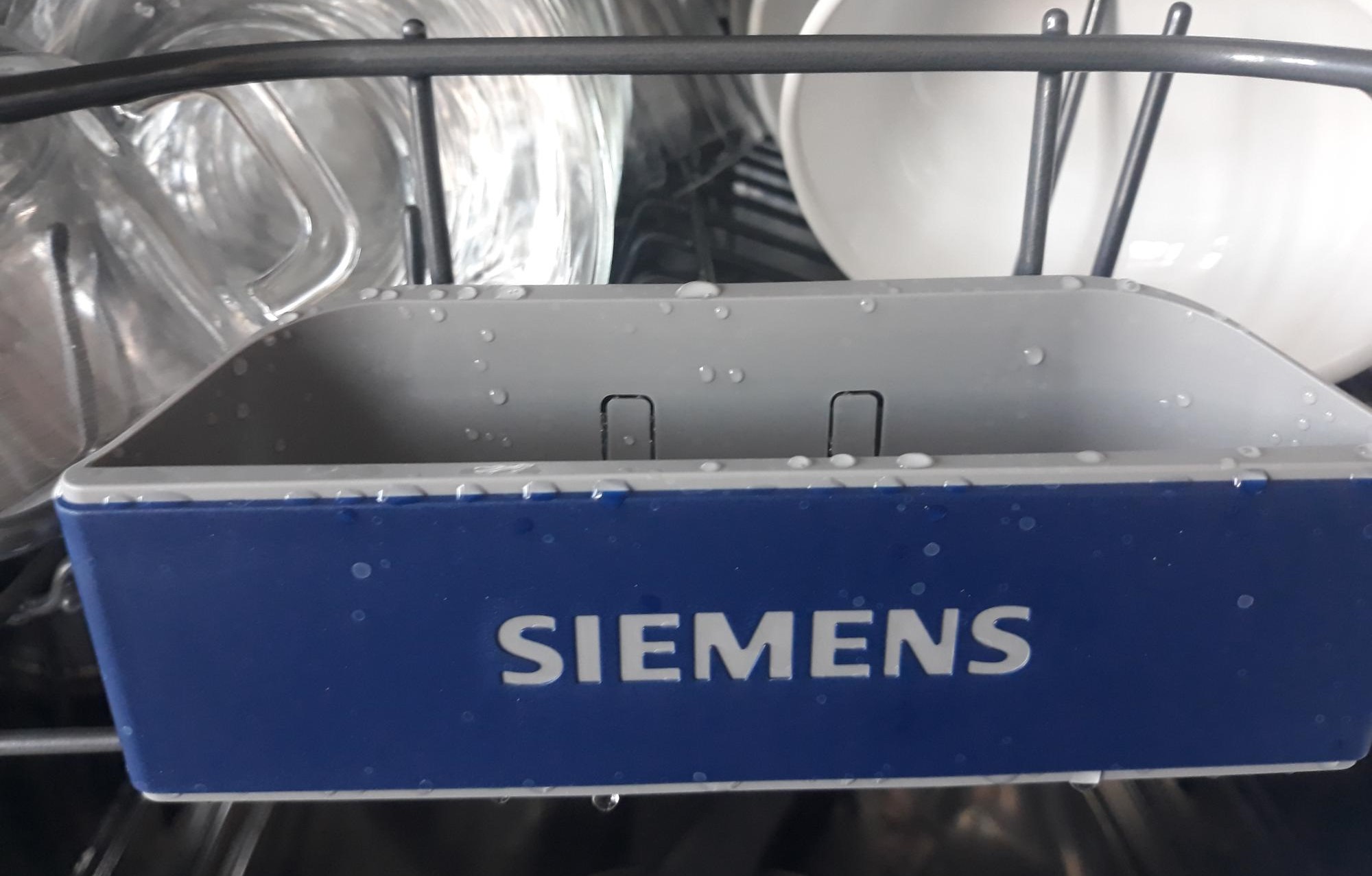 Siemens Bulaşık Makinesi Arızaları ve Çözüm Rehberi: Hata Kodları ve Çözüm Yöntemleri